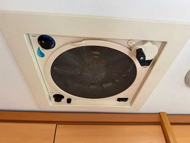 Pilote - aventura - g-710 - camper - 2007 - afbeelding 25 van  51