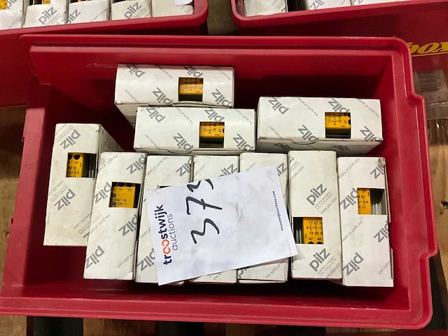 Pilz pze x4v 3/24vdc veiligheidsrelais (10x) - afbeelding 3 van  3