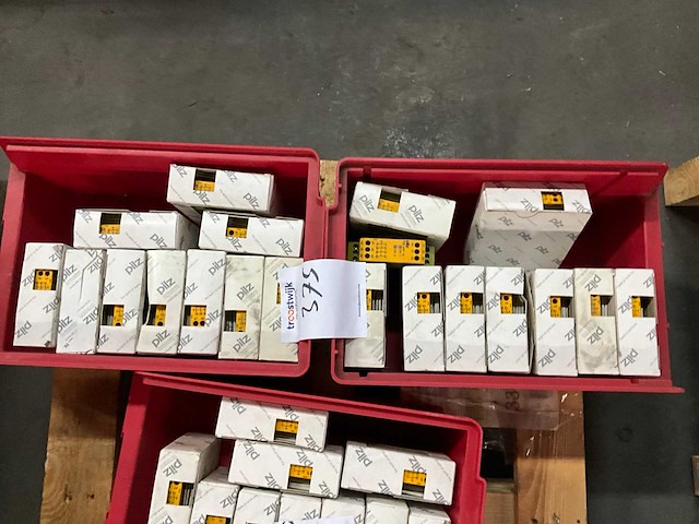 Pilz pze x4v 3/24vdc veiligheidsrelais (20x) - afbeelding 3 van  3