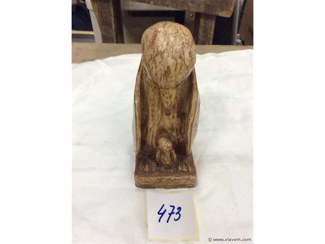 Pinguin ( jade?) - afbeelding 1 van  3