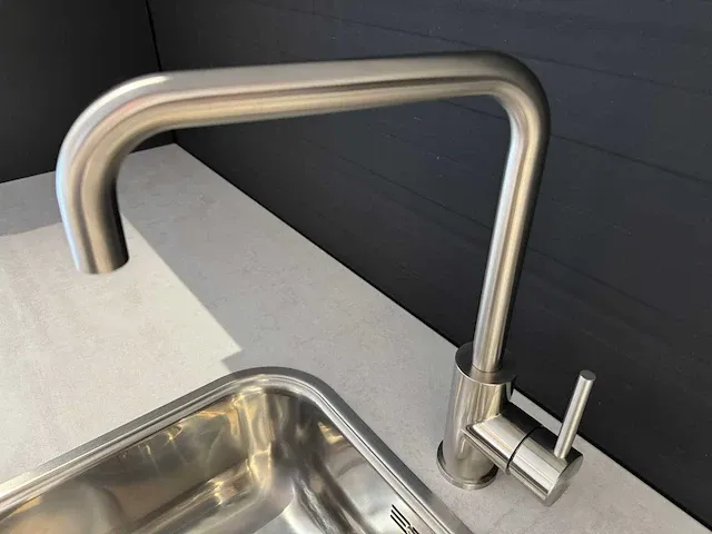 Pino - showroomkeuken - afbeelding 4 van  26