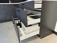 Pino - showroomkeuken - afbeelding 11 van  26