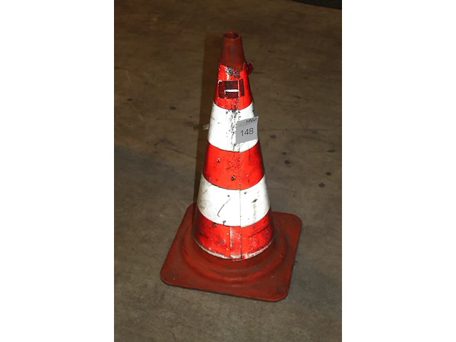 Pion met hoogte 74 cm. - afbeelding 2 van  2