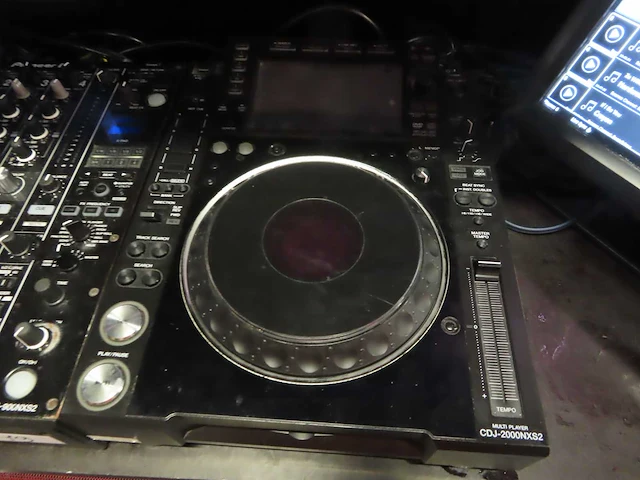 Pioneer - dj set - afbeelding 4 van  5