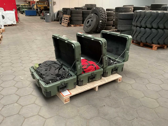 Pioneer kit in transportbox - afbeelding 1 van  9