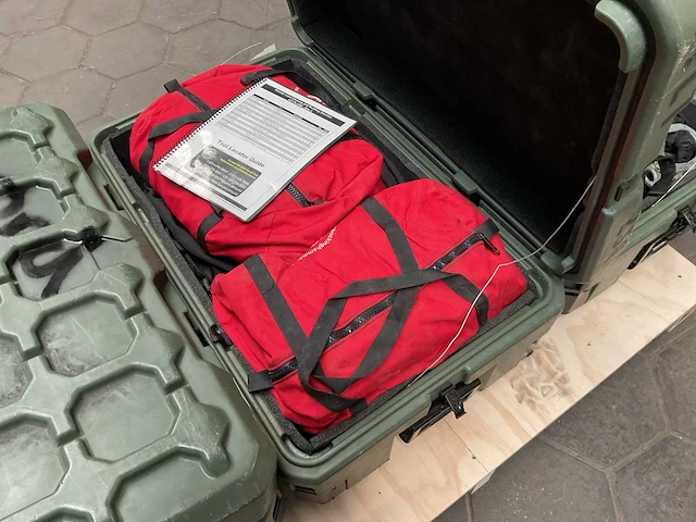 Pioneer kit in transportbox - afbeelding 4 van  9