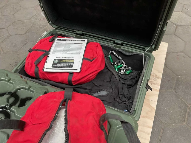 Pioneer kit in transportbox - afbeelding 6 van  9