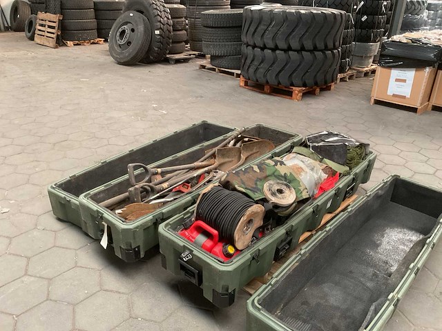Pioneer kit in transportbox - afbeelding 1 van  9