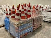 Pionnen - afbeelding 2 van  6