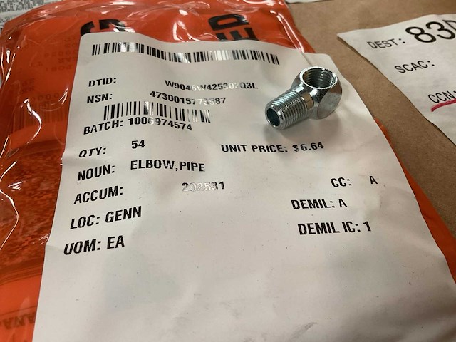 Pipe elbow (54x) - afbeelding 1 van  5