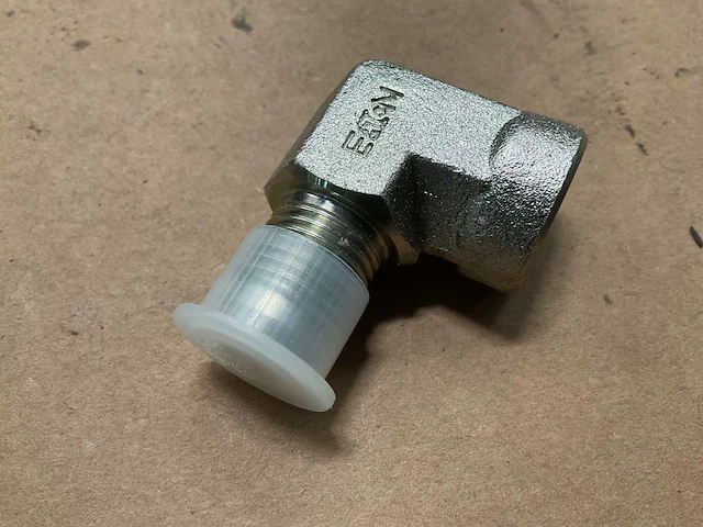 Pipe to tube elbow (30x) - afbeelding 1 van  6