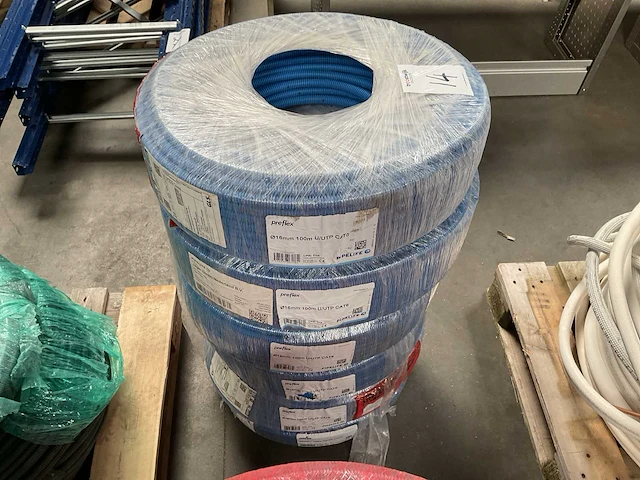 Pipelife preflex u/utp cat6 rollen bedrade utp kabel (6x) - afbeelding 1 van  3