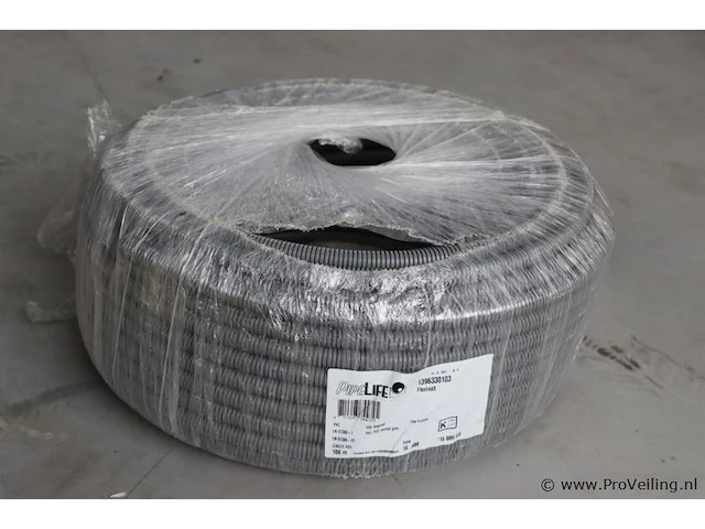 Pipelife pvc vsv slagvast rol 100 meter- diam 16 mm - afbeelding 1 van  2