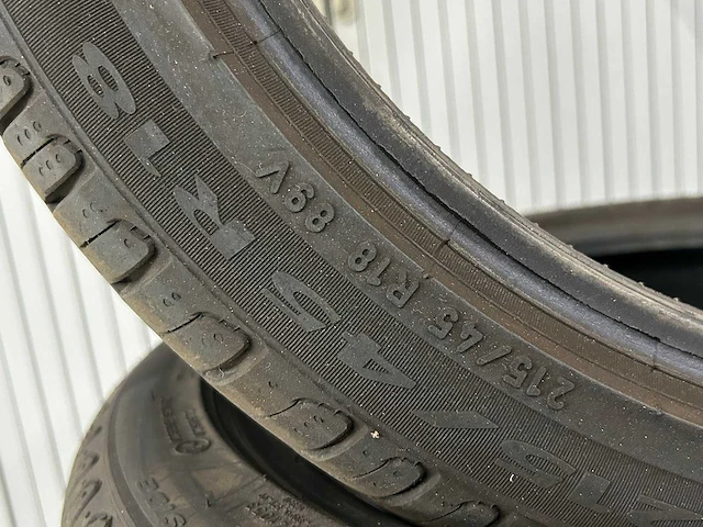 Pirelli - cintrato - autoband (4x) - afbeelding 3 van  5