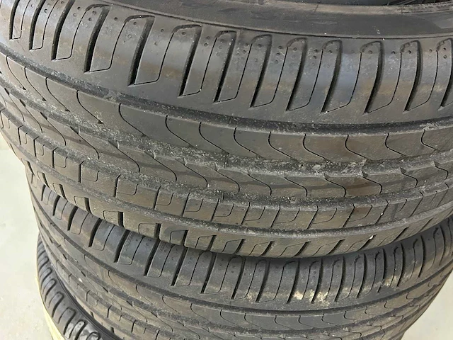 Pirelli - cintrato - autoband (4x) - afbeelding 4 van  5