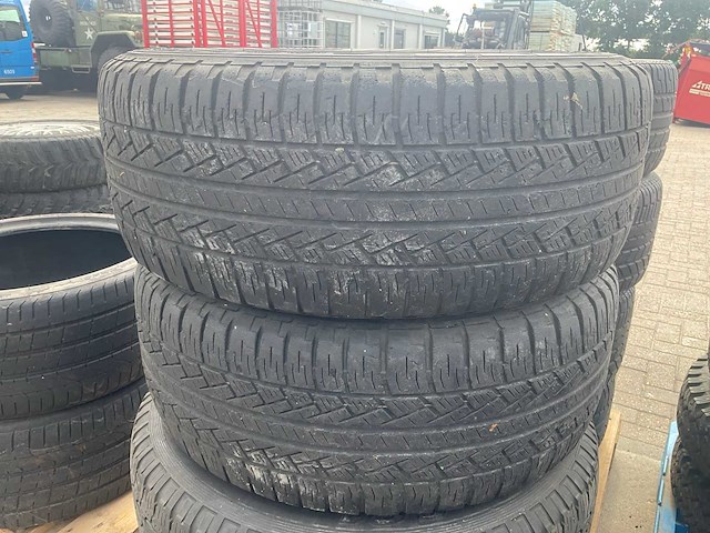 Pirelli autoband met porsche velg 255/60 r17 (4x) - afbeelding 3 van  8