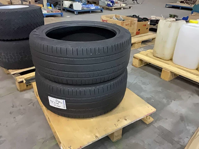 Pirelli band (2x) - afbeelding 1 van  5