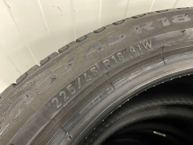 Pirelli "cinturato p7" 225/45 r18 (3x) - afbeelding 3 van  8