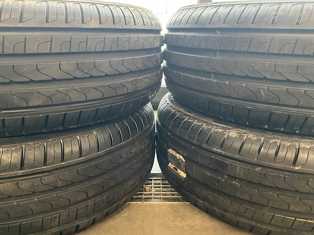 Pirelli "cinturato p7" 225/45 r18 (4x) - afbeelding 2 van  9