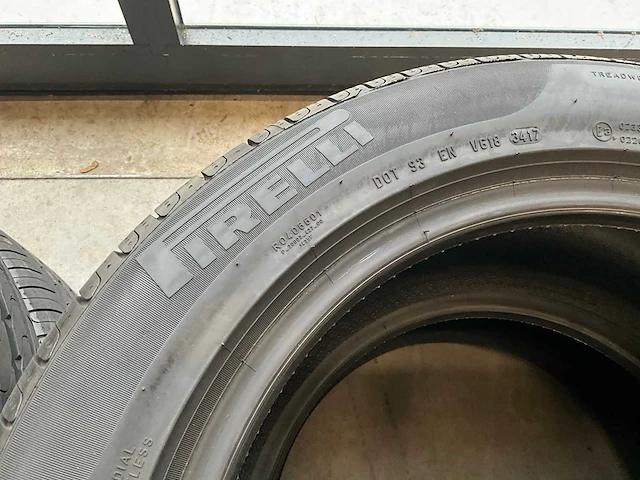 Pirelli "cinturato p7" 225/55 r17 (4x) - afbeelding 2 van  8