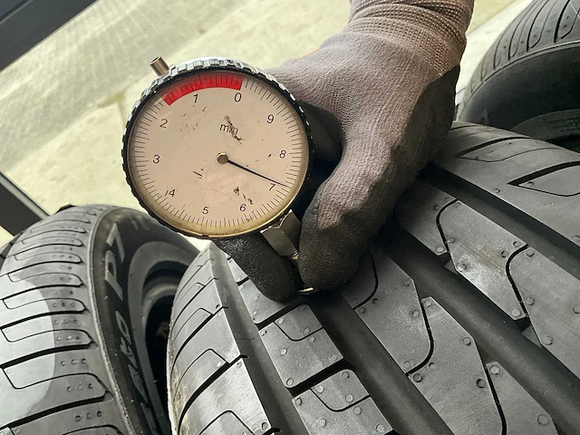 Pirelli "cinturato p7" 225/55 r17 (4x) - afbeelding 7 van  8