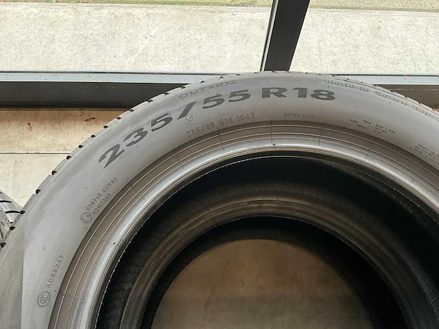 Pirelli "cinturato p7" 235/55 r18 (4x) - afbeelding 2 van  8