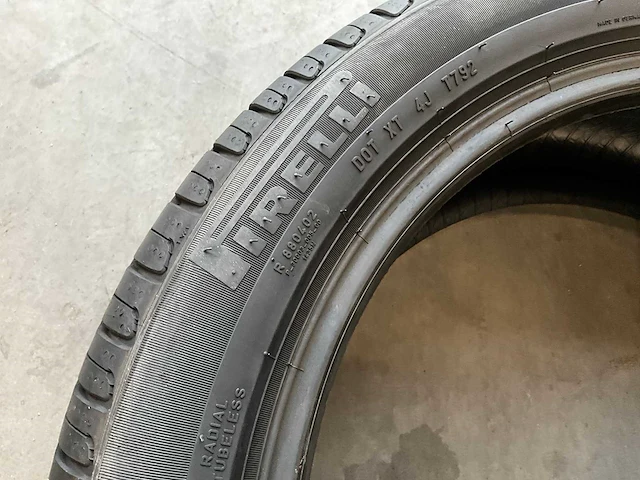 Pirelli "cinturato p7" 245/45 r18 - afbeelding 6 van  7