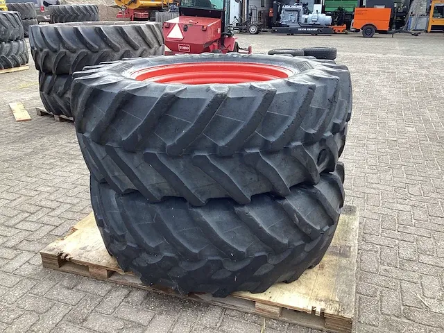 Pirelli mt 800 banden met velg (2x) - afbeelding 3 van  9