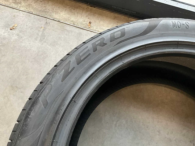 Pirelli "p zero" 275/45 r21 (2x) - afbeelding 6 van  8