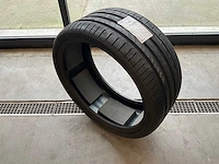 Pirelli "p zero" 285/30 r21 - afbeelding 1 van  7