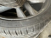 Pirelli p zero m+s autoband op lichtmetalen velg (4x) - afbeelding 4 van  16