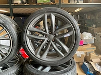 Pirelli p zero m+s autoband op lichtmetalen velg (4x)