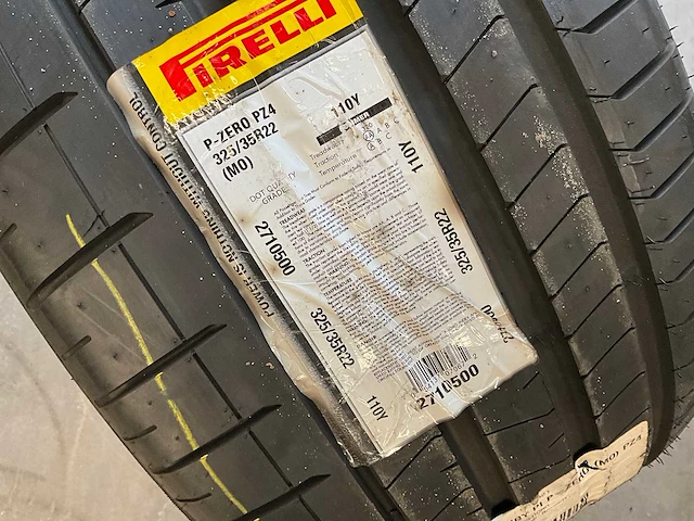 Pirelli "p-zero pz4" 325/35 r22 - afbeelding 2 van  5