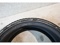 Pirelli scorpion 265/35r22 winterband - afbeelding 5 van  5