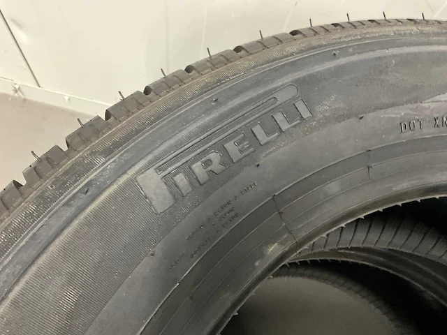 Pirelli "scorpion ice & snow" 235/60 r17 (2x) - afbeelding 4 van  7