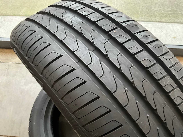 Pirelli "scorpion verde" 235/55 r19 (2x) - afbeelding 2 van  8