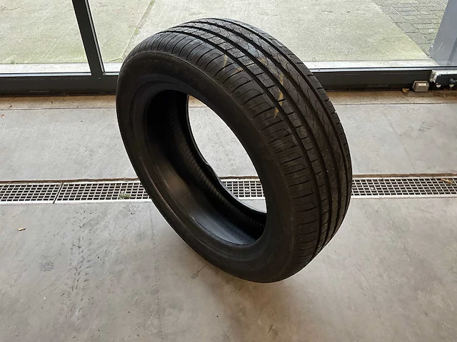 Pirelli "scorpion verde" 235/55 r19 - afbeelding 1 van  7