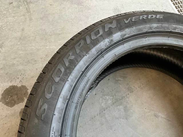 Pirelli "scorpion verde" 235/55 r19 - afbeelding 6 van  7