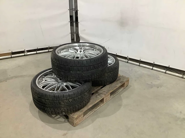 Pirelli scorpion zero autoband (3x) - afbeelding 1 van  11