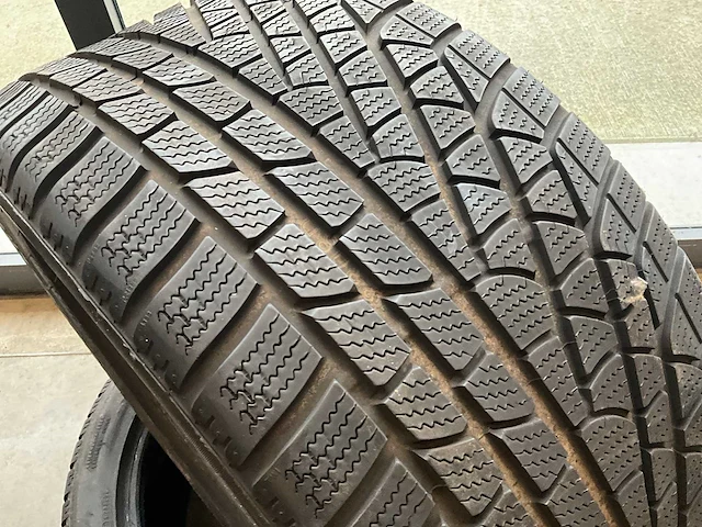 Pirelli "sottozero winter 240" 275/40 r19 (2x) - afbeelding 2 van  6
