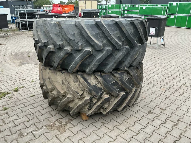 Pirelli tm800 650/65r38 band op velg / achterset - afbeelding 3 van  18