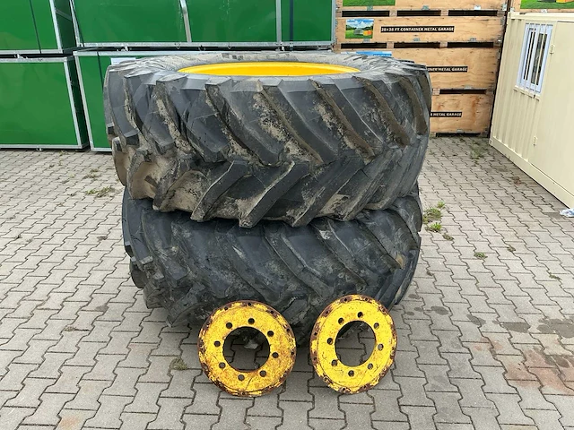 Pirelli tm800 650/65r38 band op velg / achterset - afbeelding 1 van  18