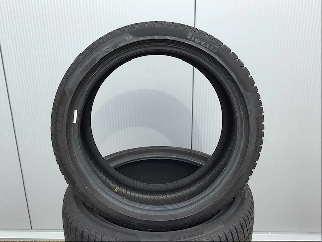 Pirelli winter sottezero 20inch winterbanden (4x) - afbeelding 1 van  9