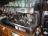 Piston koffiemachine la cimbali m100 compleet met 2 digitale bonenmalers la cimbali magnum on demand touch.... - afbeelding 6 van  8