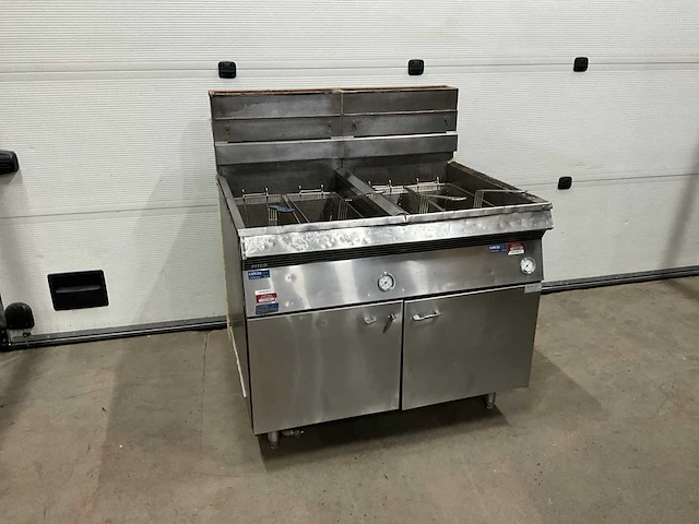 Pitco - 18 e dual - defecte dubbele gas friteuse - afbeelding 1 van  16