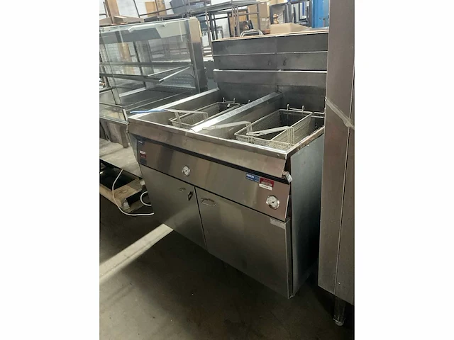 Pitco - 18 e dual - defecte dubbele gas friteuse - afbeelding 6 van  16