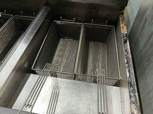 Pitco - 18 e dual - defecte dubbele gas friteuse - afbeelding 7 van  16