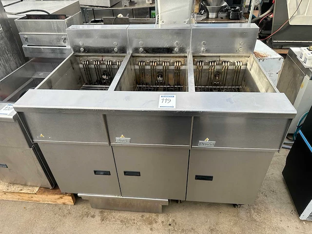 Pitco bk-seh50-s elektrische friteuses (3x) - afbeelding 1 van  11