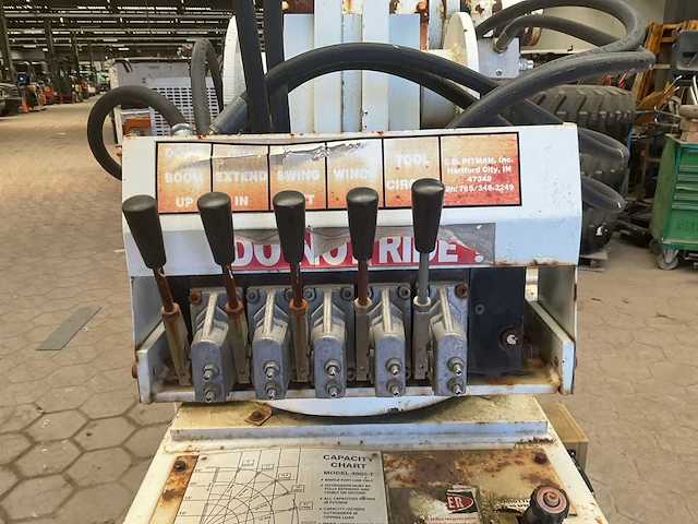 Pitman 4000-t mobiele kraan - afbeelding 2 van  17