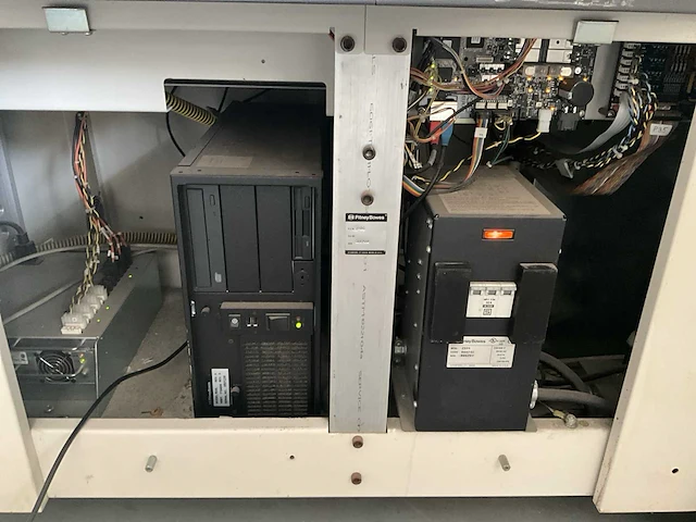 Pitney bowes fps12f couverteermachine / verpakkingslijn - afbeelding 22 van  35